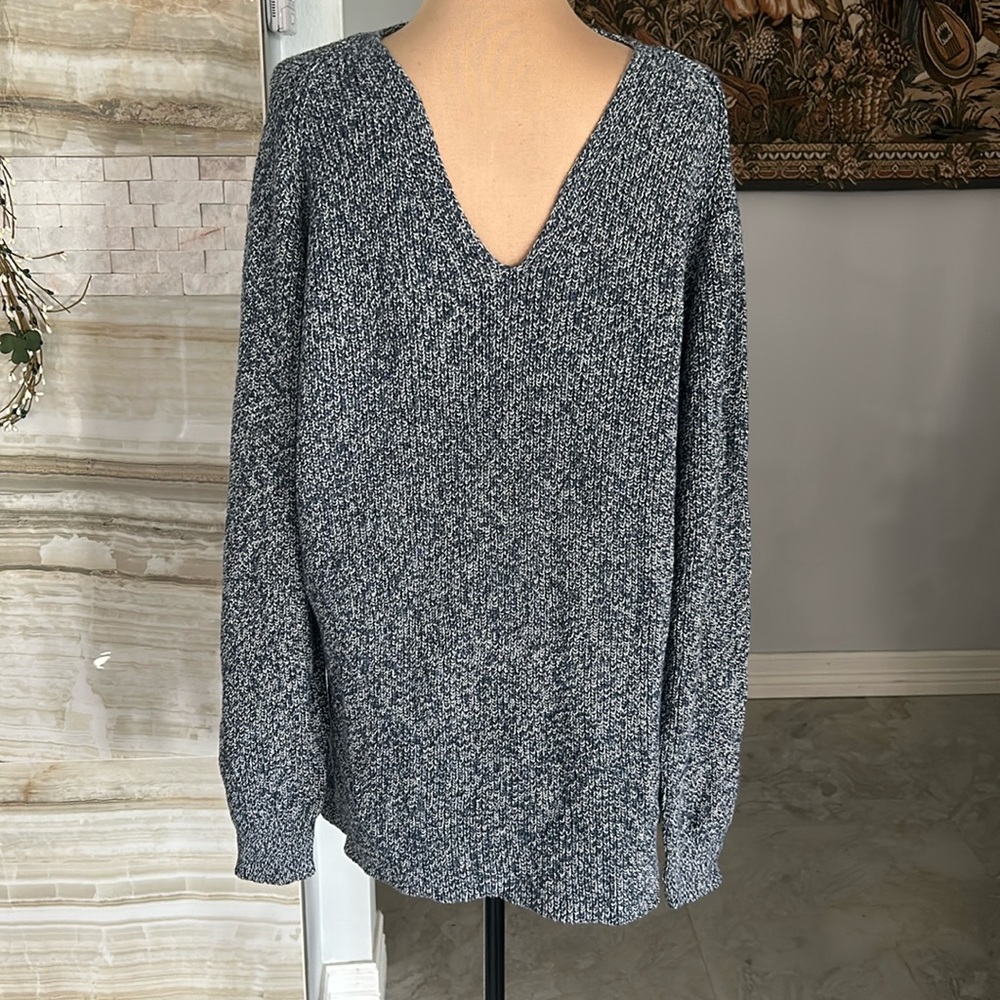 Goodthreads New without Tags Men’s Grey V-Neck Sweater. Size‎ XXL.
